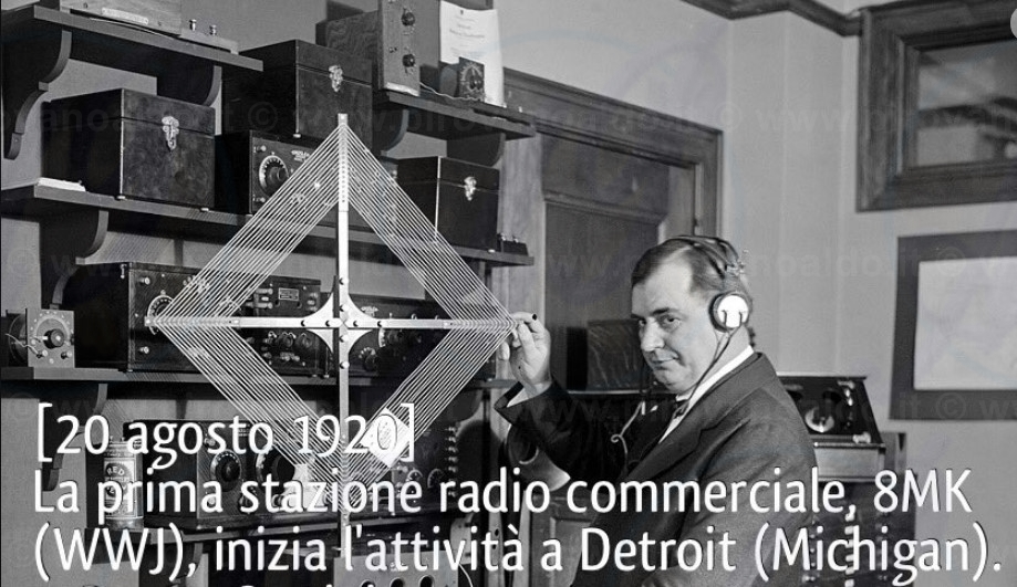 DUE MODELLI ECONOMICI